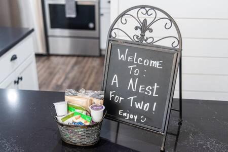 Fredericksburg House | A Nest For Two, Bathhouse, Firepit, Sleeps 2