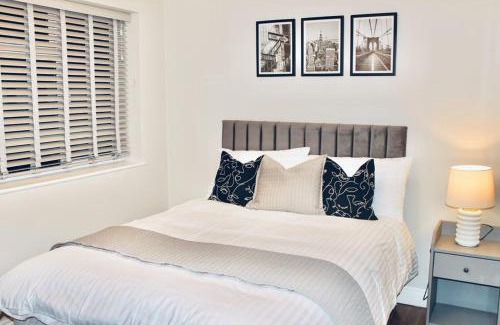Reading House | A peaceful home with a garden