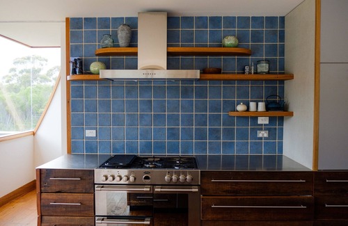 Bournda House | A peaceful ocean inspired oasis nestled in the Bournda National Park.