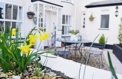 Shaldon Cottage | A peaceful retreat, perfect to re-charge.