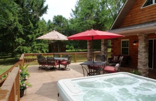 Shenandoah House | A Pebble Beach River Cabin