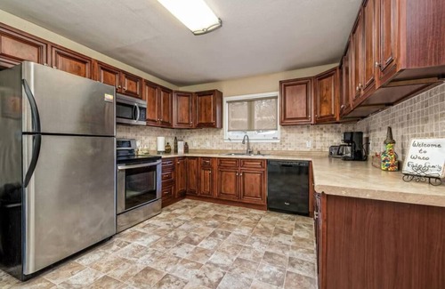 Dean Highland House | A perfect home for your vacation!