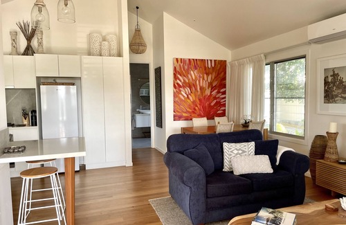 East Ballina Cottage | A place to Renew, Relax & Restore