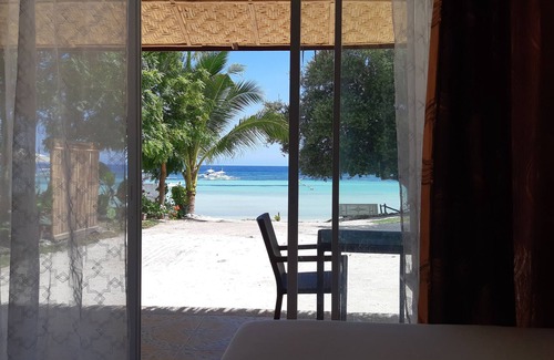 Panglao Resort | A Private Beach only for you.