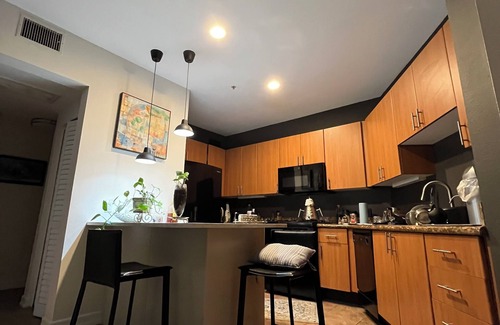 Golden Hill Apartment | A Private Room; in the Heart of San Diego