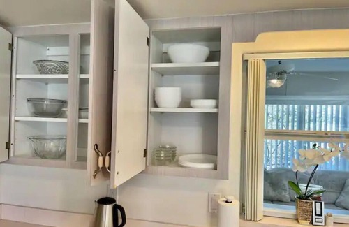 Highland House | A Quiet Retreat on Spring Lake!