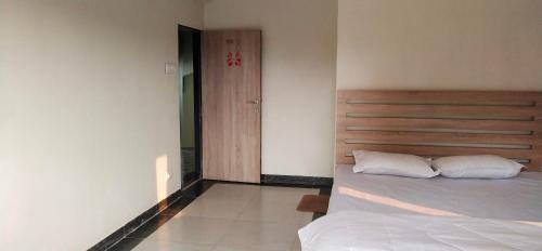 Medha Hotel | A R Regency