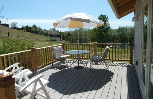 Yakima House | A Relaxing Place To Have Fun In The Sun!