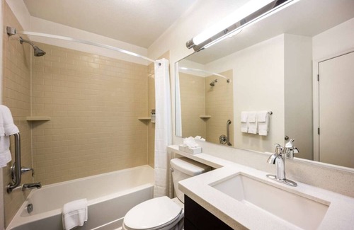 Troy Resort | A Relaxing Vacation in Detroit, Kitchen Available, Pet-Friendly Property!