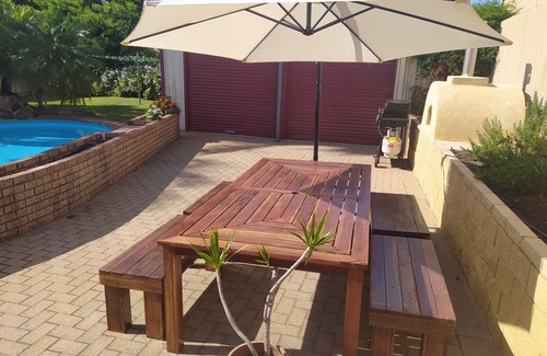Warnbro House | A renovated self-contained guest suite close to the beach