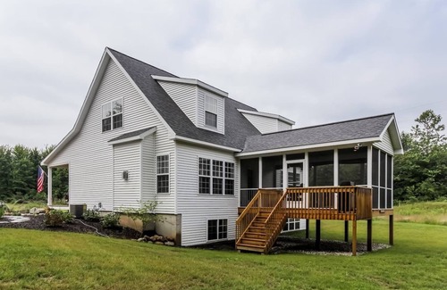 Pullman House | A River Runs Through It-10 private acres on Black River South Haven