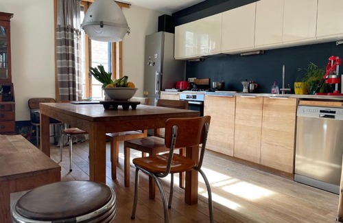Chamonix City Centre House | A Room in Grands Charmoz