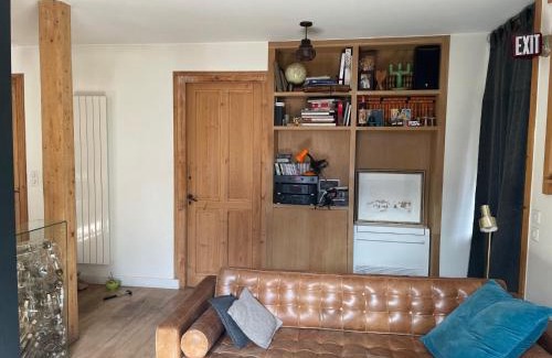 Chamonix City Centre House | A Room in Grands Charmoz