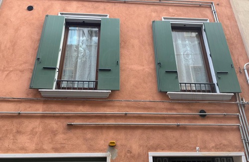 Sud-Est Apartment | A room with a view inside Verona old town, few steps from the Arena!