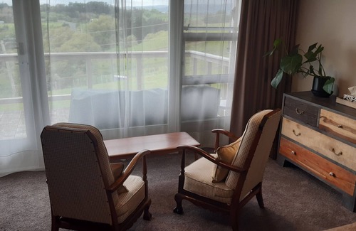 Linton Villa | A rustic Villa nestled between the local farms, great views, walks & bike rides