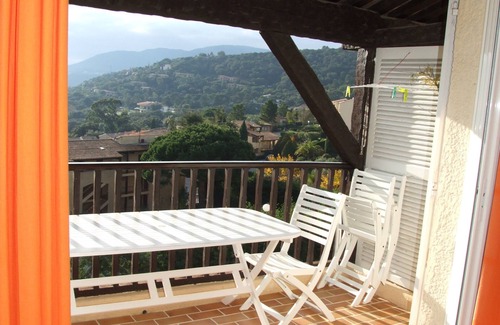 La Croix-Valmer Apartment | A SAISIR 16 au 23 août. Breathtaking sea view - Parking - Swimming pool - Housekeeping