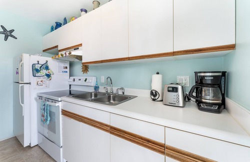 Truman Annex House | A Siesta Bay by AvantStay | Key West Walkable | Gated Community, Shared Pool