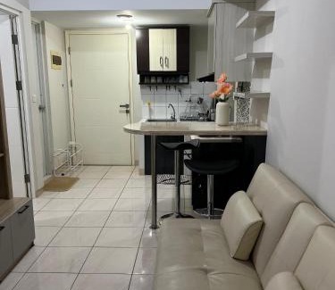 Bekasi Apartment | A Simple stay at SpringLake Apartment, Bekasi