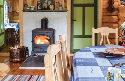 Naustdal House | A small vacation paradise on an island in Nesvatnet, all to yourself.