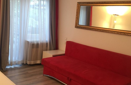 Kraherwald Apartment | A studio in one of the best parts of Stuttgart.