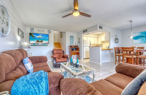 Largo Villa | A Tennis Community Near the Beach!