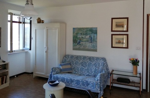 Ameno Apartment | A terrace on Lake Orta