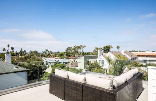 Corona del Mar House | A True Vacation Masterpiece!