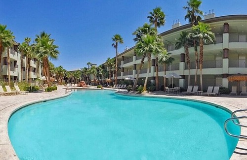 Las Vegas Condo | A Unique South Pacific Theme Resort Minutes From The Las Vegas Strip. 2 BR