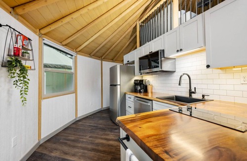 Canyon Lake RV Rental | A Unique Texas Hill Country Glamping Experience