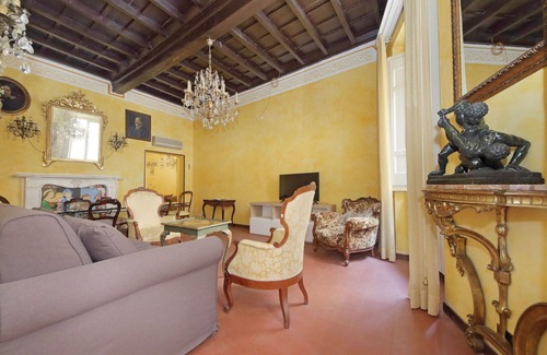 Rione IV Campo Marzio Apartment | A Vantaggio Studio Close To Piazza Di Spagna