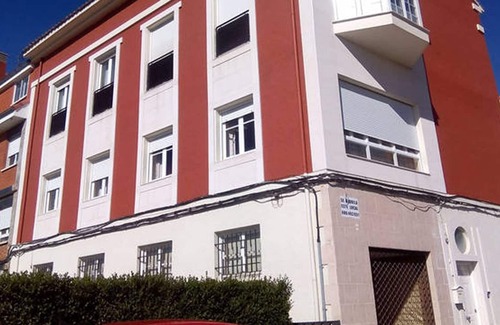 Villaquilambre House | A Walk to the Cathedral of Leon in Just 20 Minutes