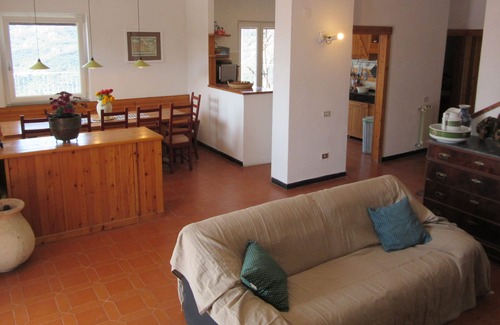 Casale Villa | A window on the Gulf of Moneglia and a passepartout for the 5 Terre