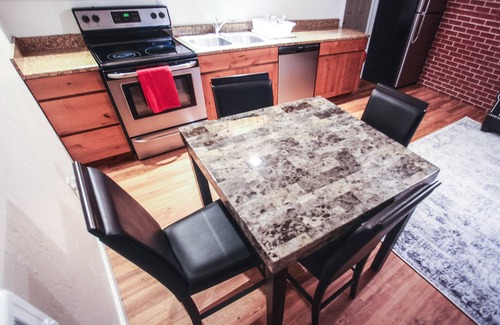 Rexburg Apartment | A wing in the east of Kingston
