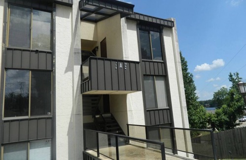 Hot Springs Condo | A12 Luxury Lake Front - Our Guests Keep Coming Back! *See our 5 Star Reviews*