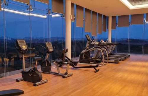 Medini Apartment | A1804 Grand Medini Studio 100mbps Netflix By STAY