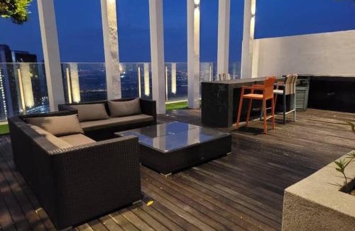 Medini Apartment | A3007 Grand Medini 100mbps Netflix By STAY