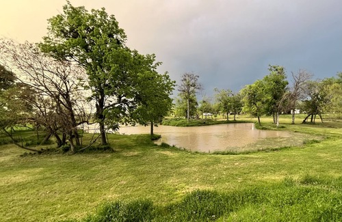 Waco RV Rental | A4 Campsite Waco, TX Eclipse