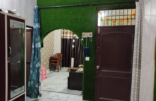 Zirakpur House | Aakarshita's Nest - A complete home