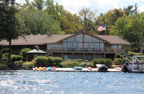 Fontana Condo | Abbey Springs - Relax and Unwind - 1 Dollar Wednesdays - Dog Friendly