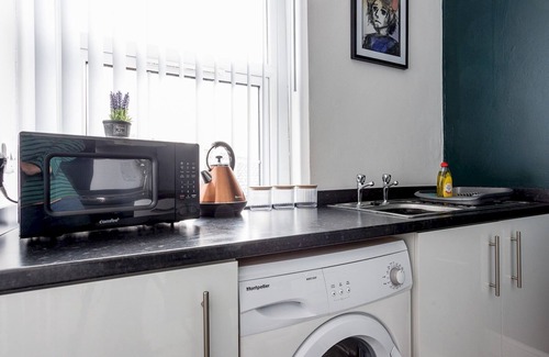 Hartlepool Apartment | Abdiel 6 · Stylish 1st-Floor Retreat by Hartlepool Marina | Pass the Keys