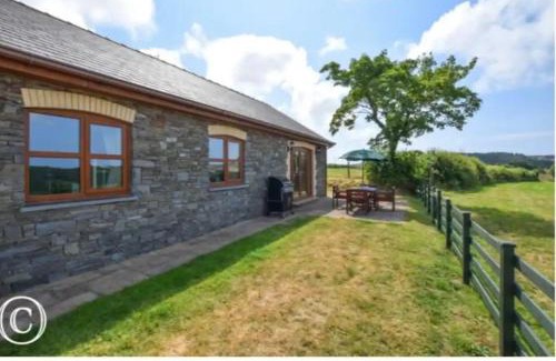 Aberystwyth House | Aberystwyth Cottages - DINAS
