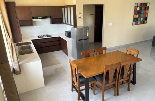 Uchiyarda House | Abhikram HomesnYour Farmhouse Home Away From Home