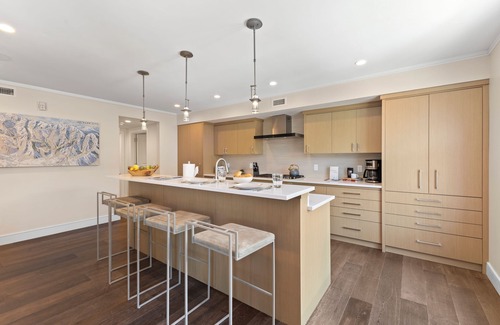 Downtown Park City Condo | Abode at Sky Silver | Upscale 3Bdr Flat on Main St. | Easy Trail Access