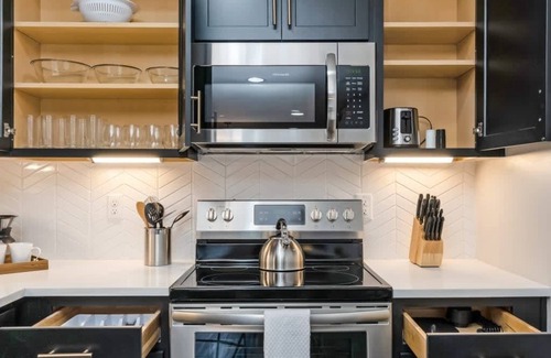 Salemtown Apartment | Abode | Germantown | ADA 2BR