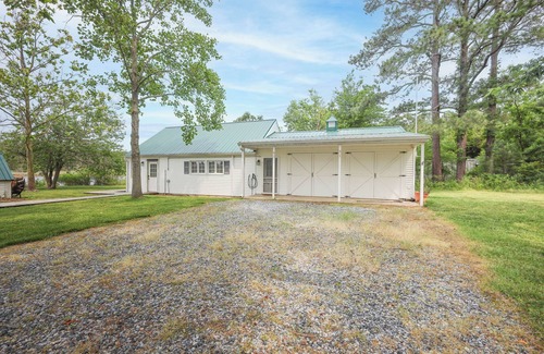 Taylors Island House | About Time-Bunkhouse Only