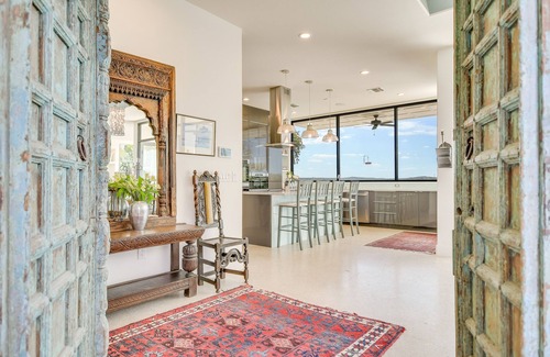 Peyton Brook At Rob Roy House | Above Clifftop I Canyon Views | Modern Design I Plunge Pool I Casita