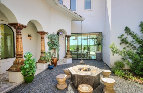 Peyton Brook At Rob Roy House | Above Clifftop I Canyon Views | Modern Design I Plunge Pool I Casita