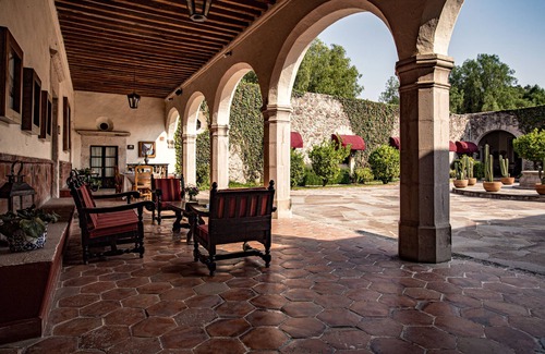El Marques House | Above Meson I Wedding Perfection I Luxury I Historical & Incredible