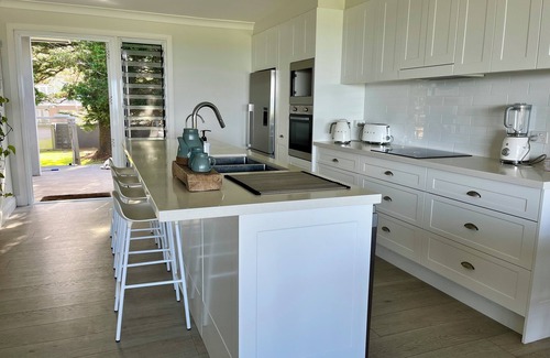 North Avoca House | Absolute Beach Front