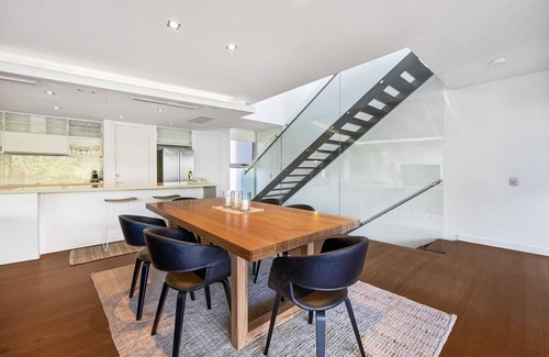 Marcoola House | Absolute Beachfront Beach House with Amazing Views